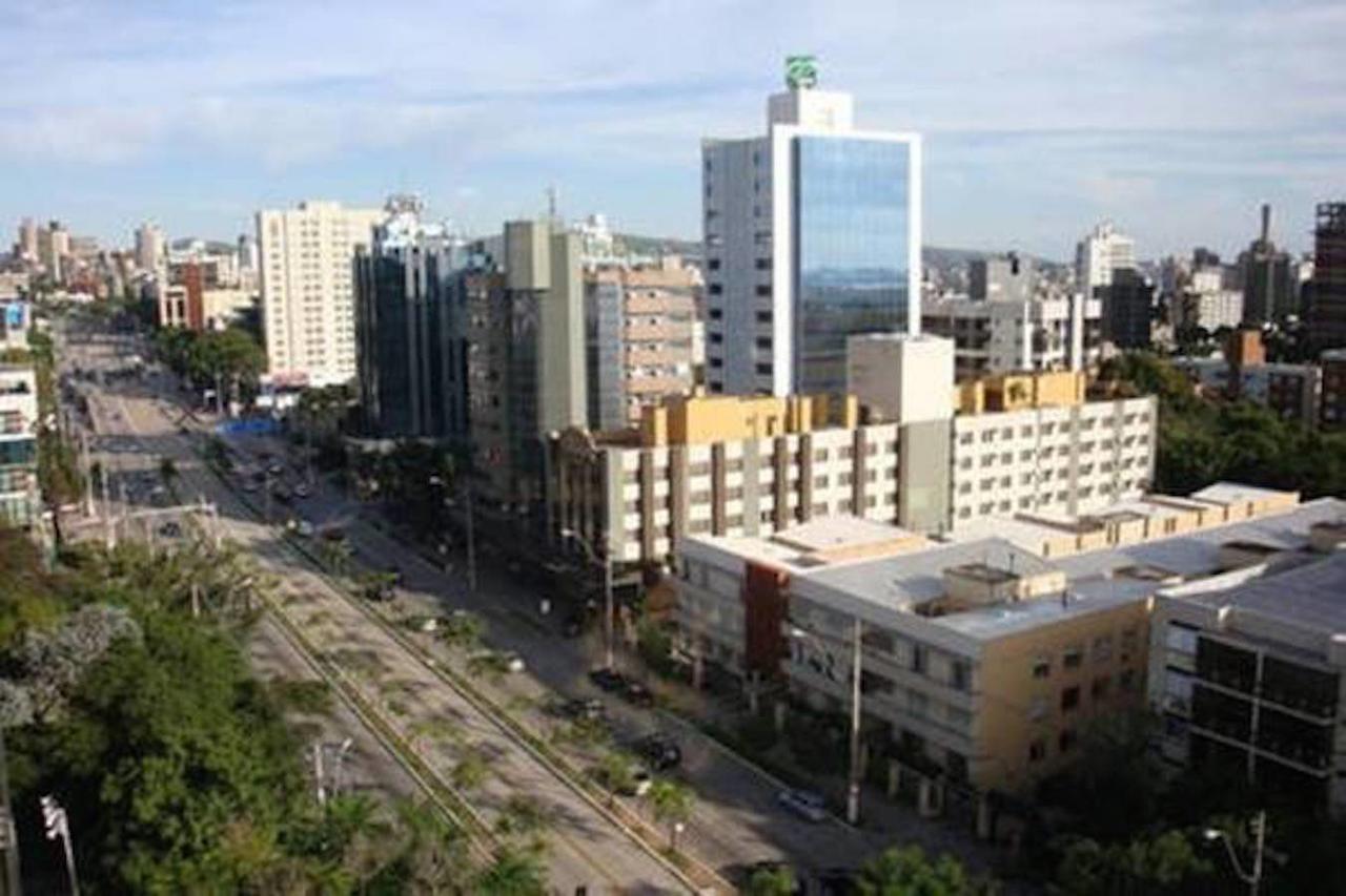 Homestay 2 - Avenida Carlos Gomes Porto Alegre Bagian luar foto